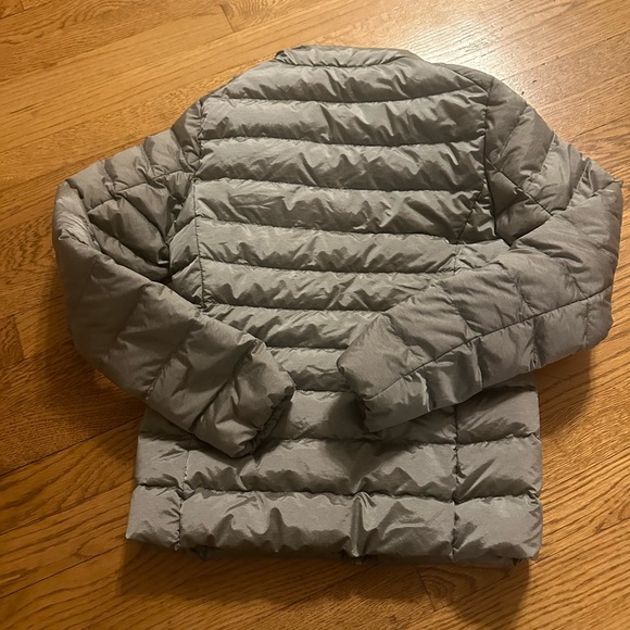 Uniqlo xs grey puffer brand new - Picture 6 of 12